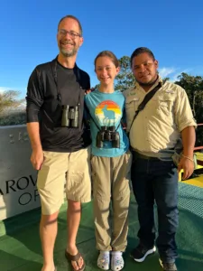 Elizabeth Smith with his dad Mathew Smith and our Canopy Family guide Jorge Pineda